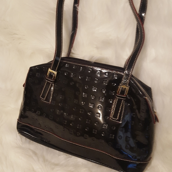 arcadia black patent leather purse